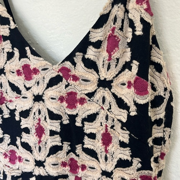 Textured patterned dress - Picture 1 of 5